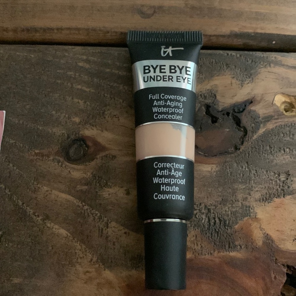 Light beige bye bye under eye concealer
